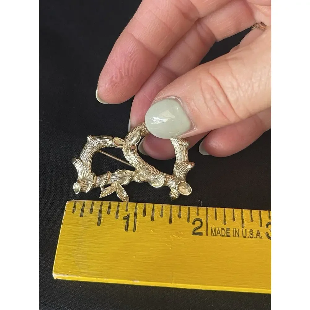 Vintage Sarah Coventry Letter B Initial Monogram GoldTone Bamboo Pin Brooch